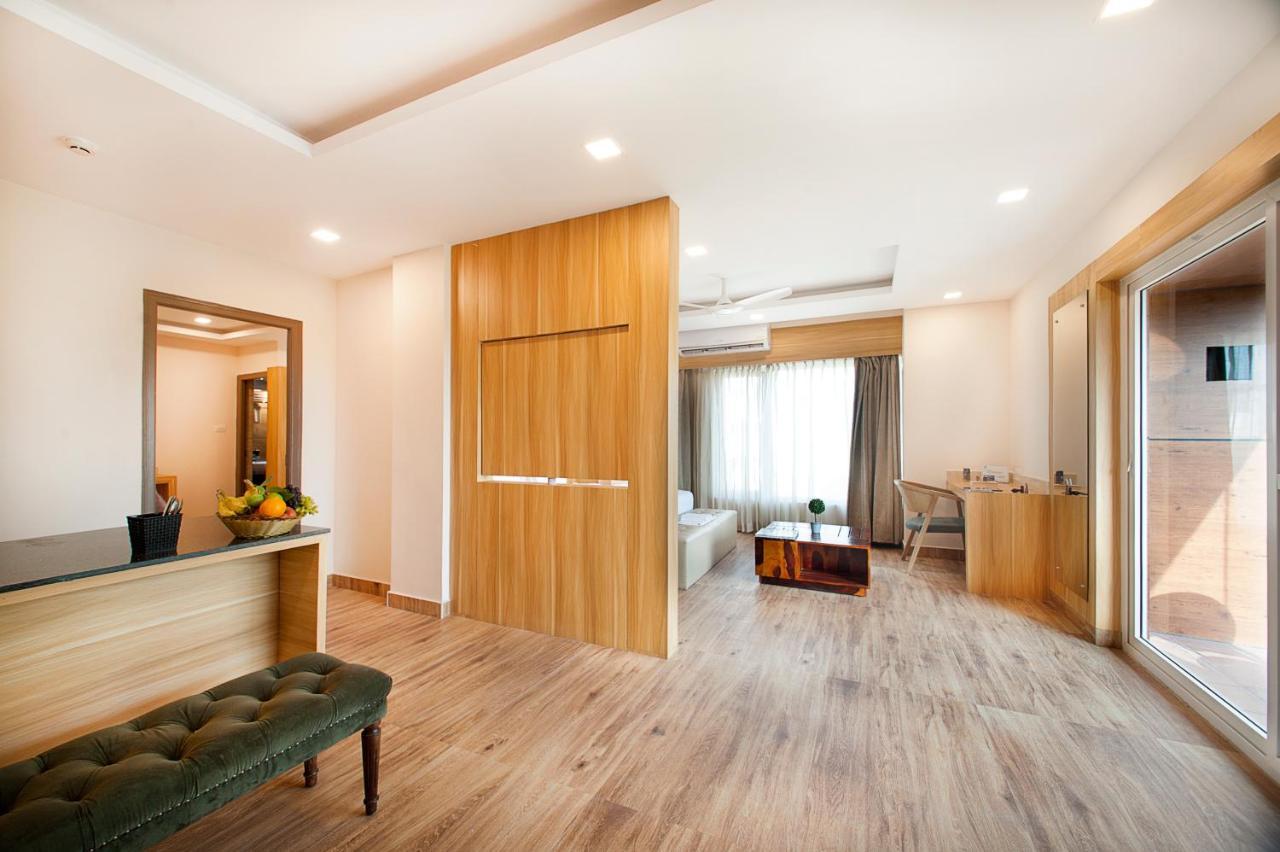 Abm Boutique Hotel By Purple Cloud Dod Jala エクステリア 写真