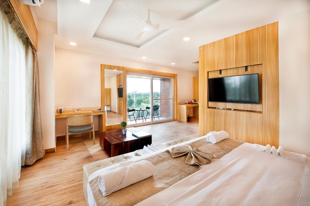 Abm Boutique Hotel By Purple Cloud Dod Jala エクステリア 写真